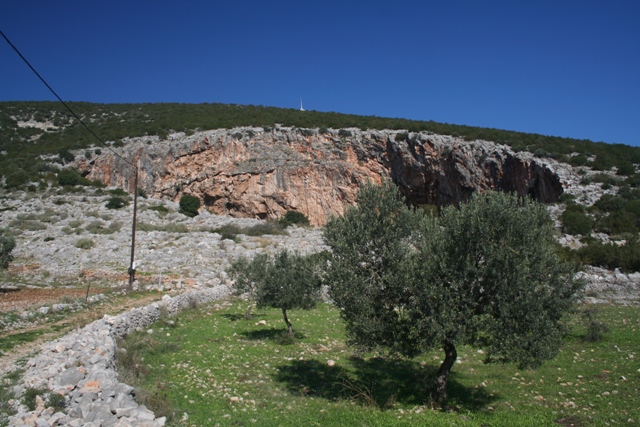 Didyma - The small track leading to the two caves of Didyma